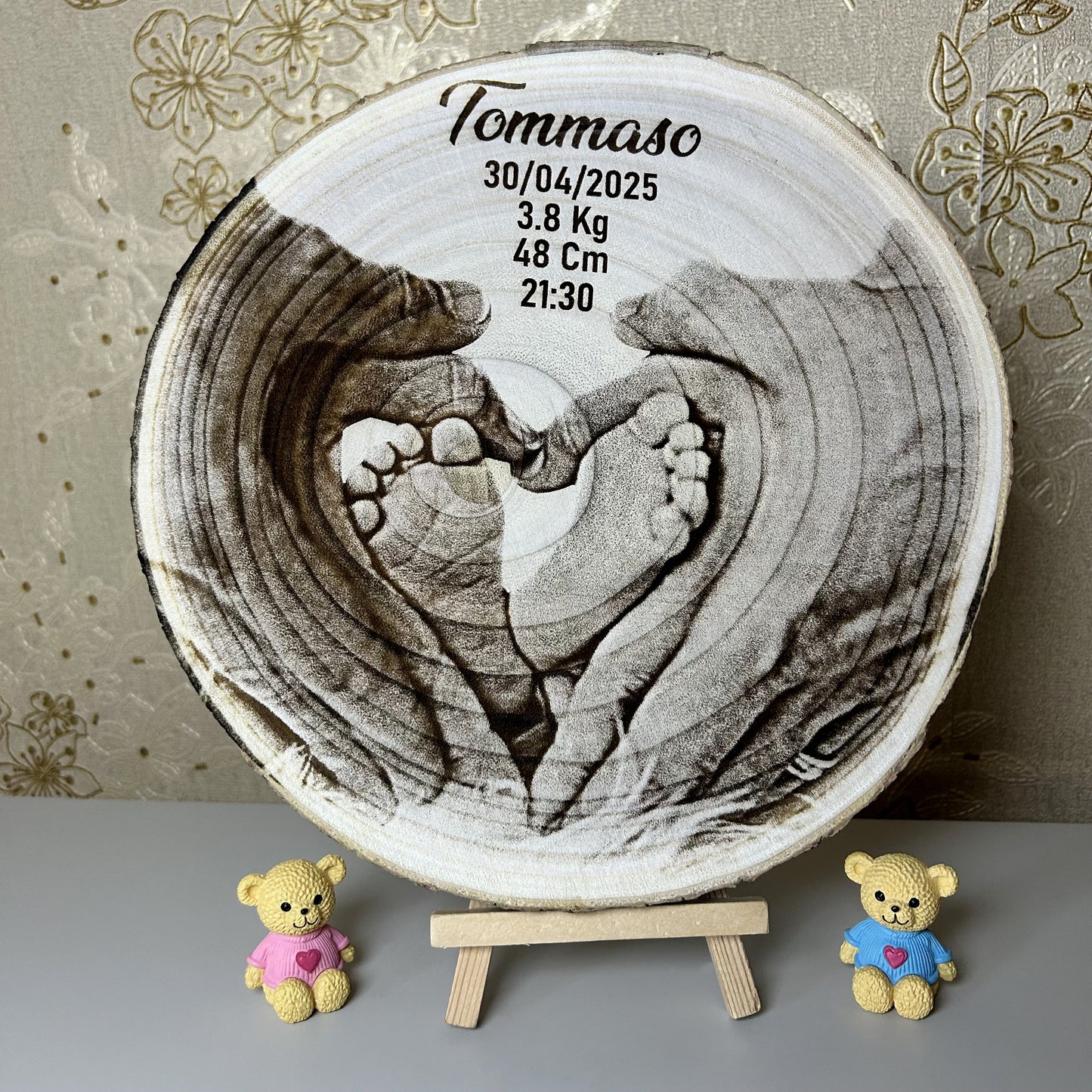 FOTO INCISA SU DISCO DI LEGNO NATURALE