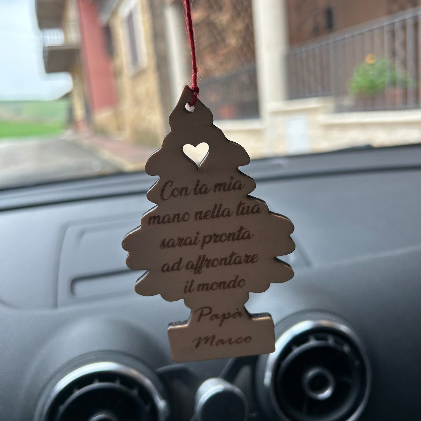 ALBERO MAGICO CON INCISIONE